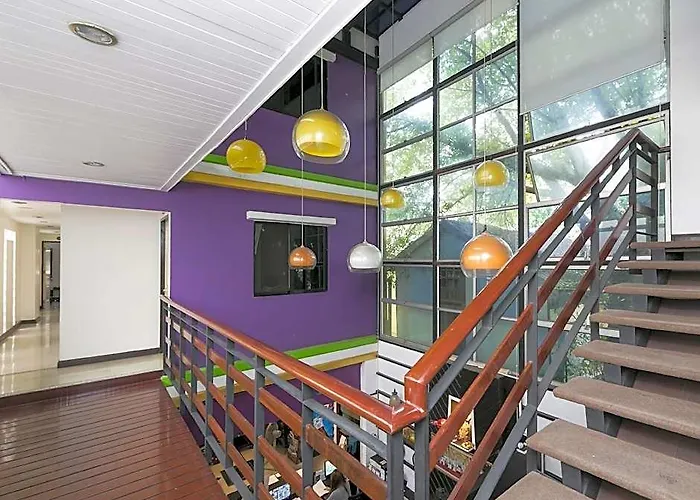 Pensión Erawan House 3*