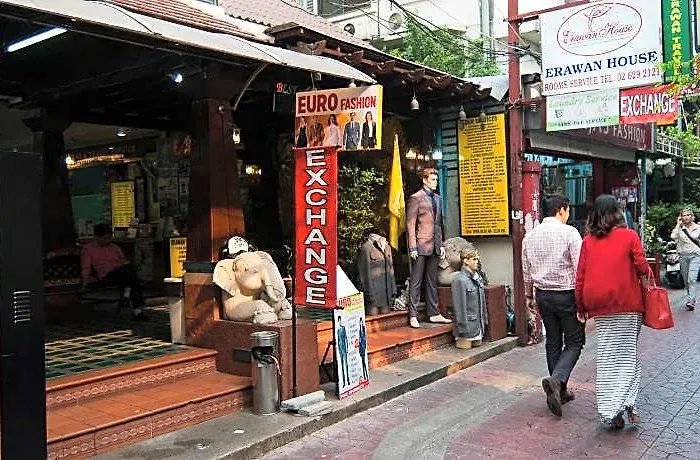 Erawan House Pensión