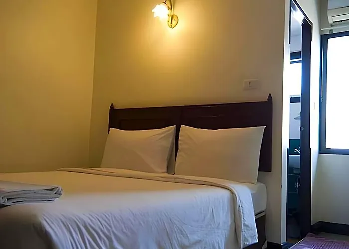 Erawan House 3*