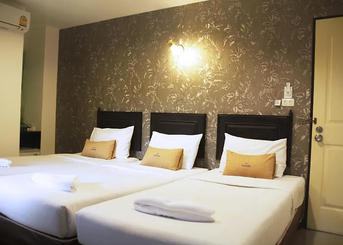 Erawan House 3*